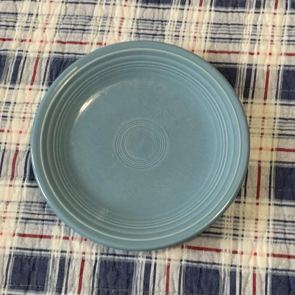 One (1) Fiesta Periwinkle Salad Plate 7.25" by Homer Laughlin